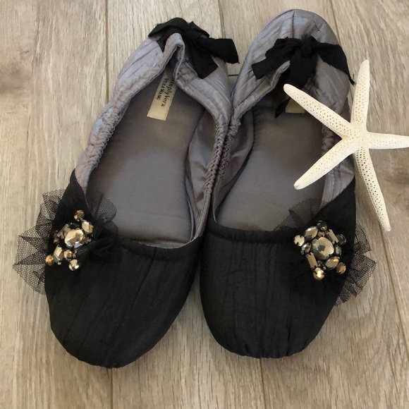 vera wang slippers